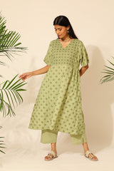 Tiera Green Block Printed Kurta With Kimono Sleeves