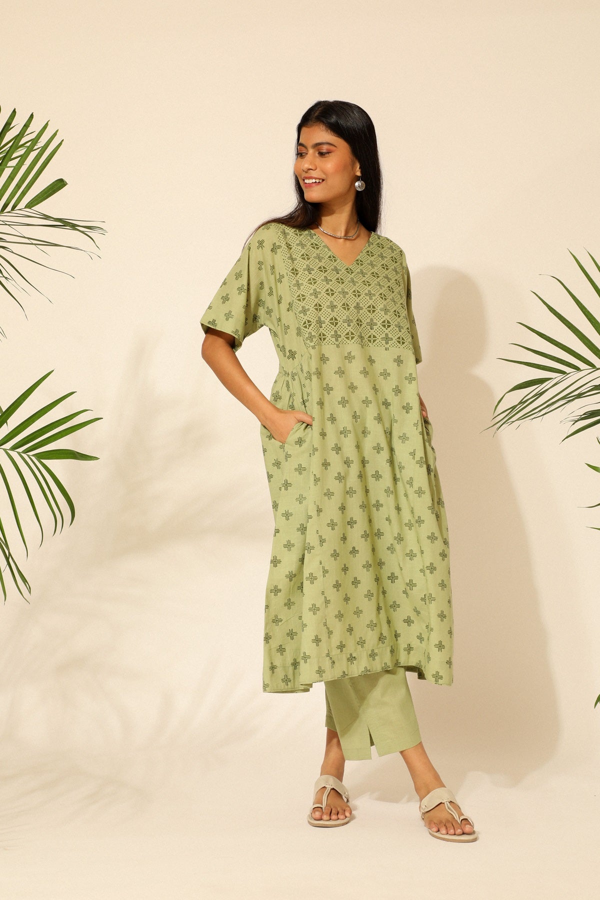 Tiera Green Block Printed Kurta With Kimono Sleeves