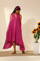 Bandhani Asymmetric Dress In Magenta Pink