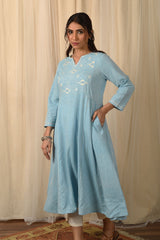 Baori Blue Hand Embroidered 3Q Sleeve Kurta