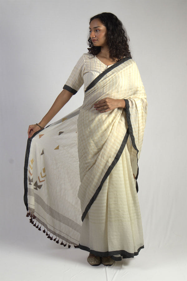 Jayamiti Jamdani Saree