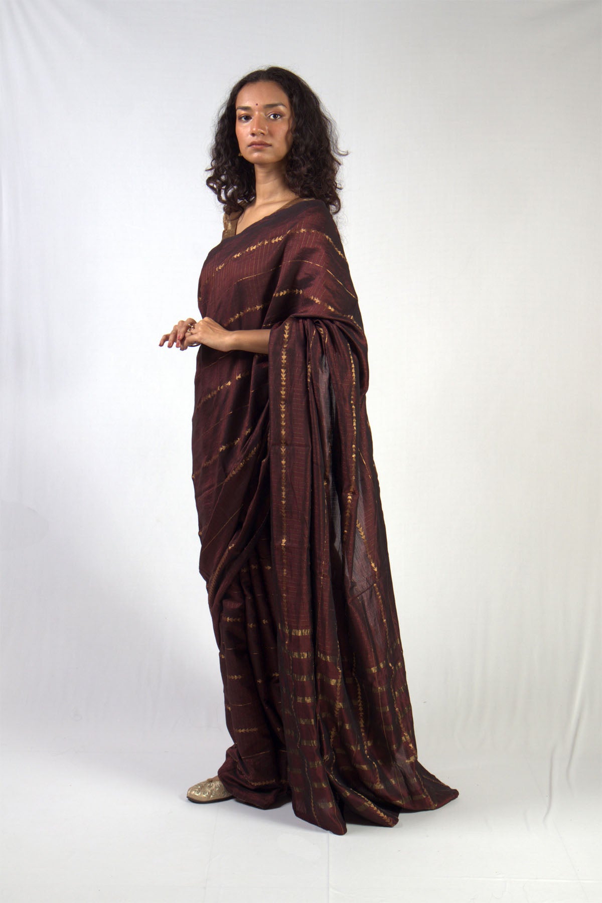 Revelry Triangle Dobby Saree