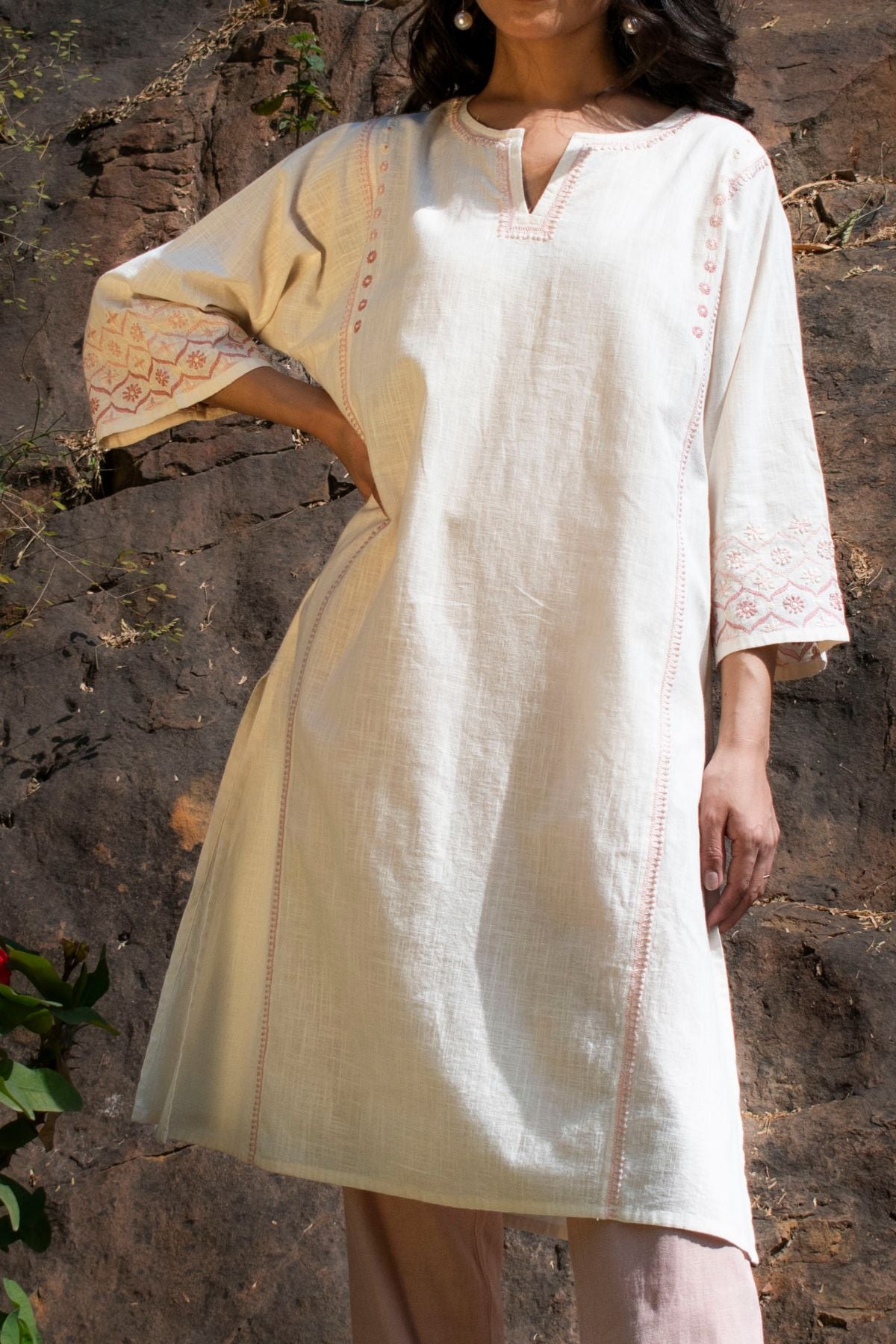 Avani Chikankari Off White Pure Cotton 3Q Sleeve Straight  Kurta