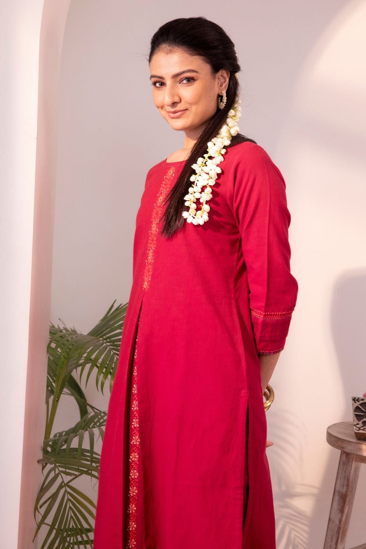 Haveli Chikankari Red Handwoven Cotton Straight  Kurta