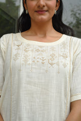 Bagh Cotton Round Neck Off White Hand Embroidered Kurta