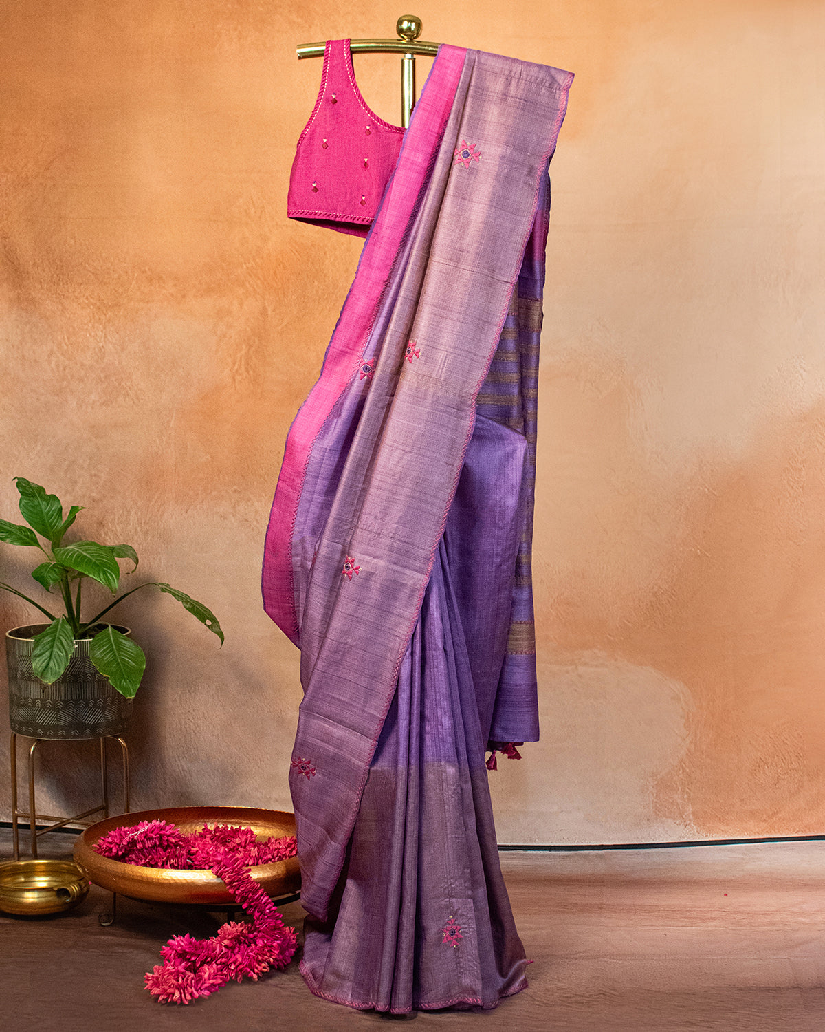 Uda Tussar Saree with Soof Hand Embroidery