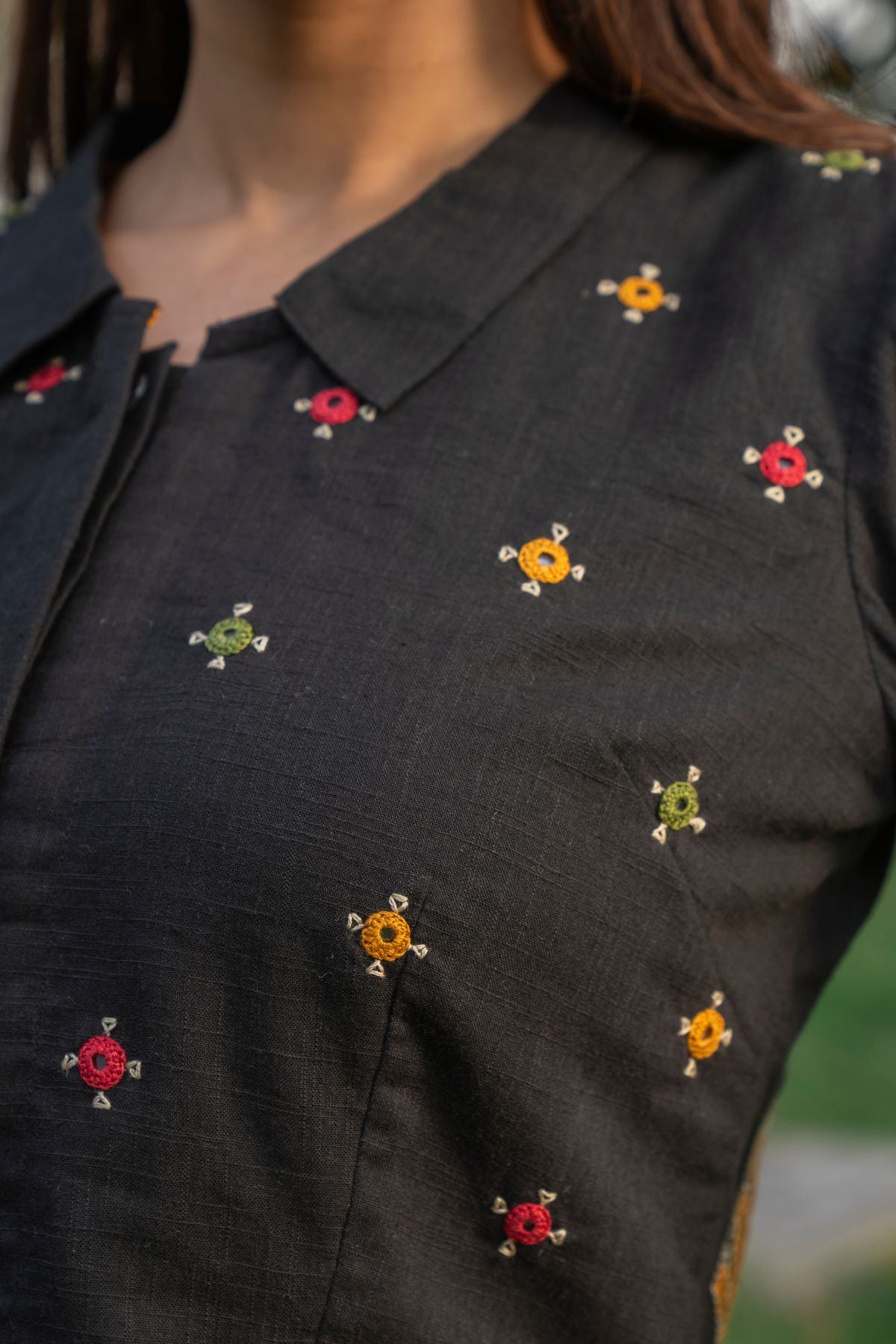 Paheli Black Shirt-Collar Cotton Blouse With Pakka Hand Embroidery