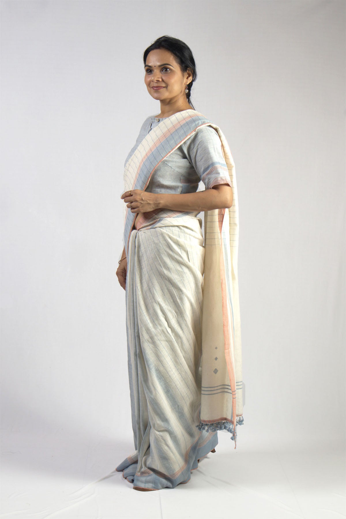 Linen Kala Cotton Kutchi Saree