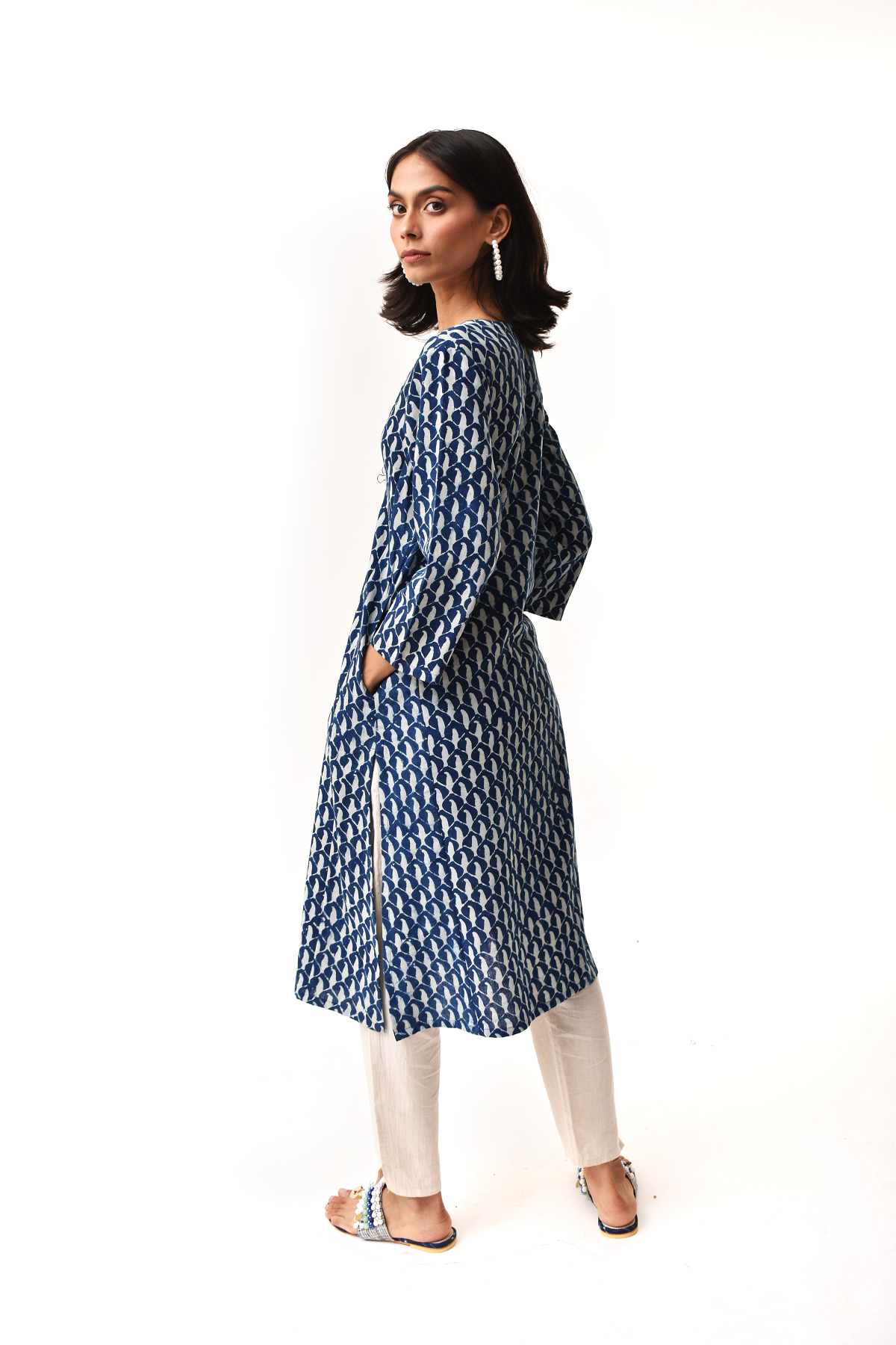 Indigo Three Quarter Sleeves V-Neck Women's Kurta