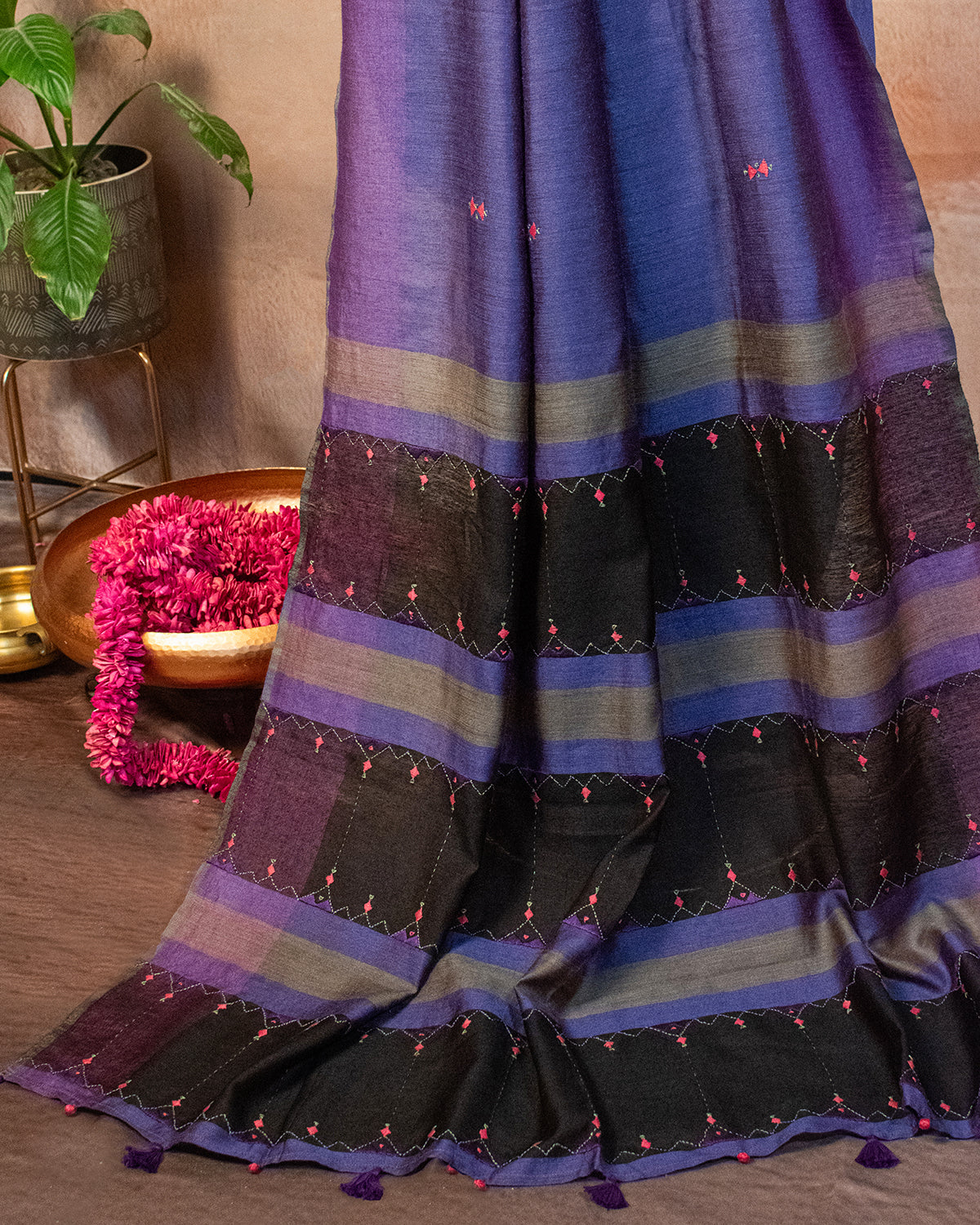 Chhaya Eri Saree with Soof Hand Embroidery