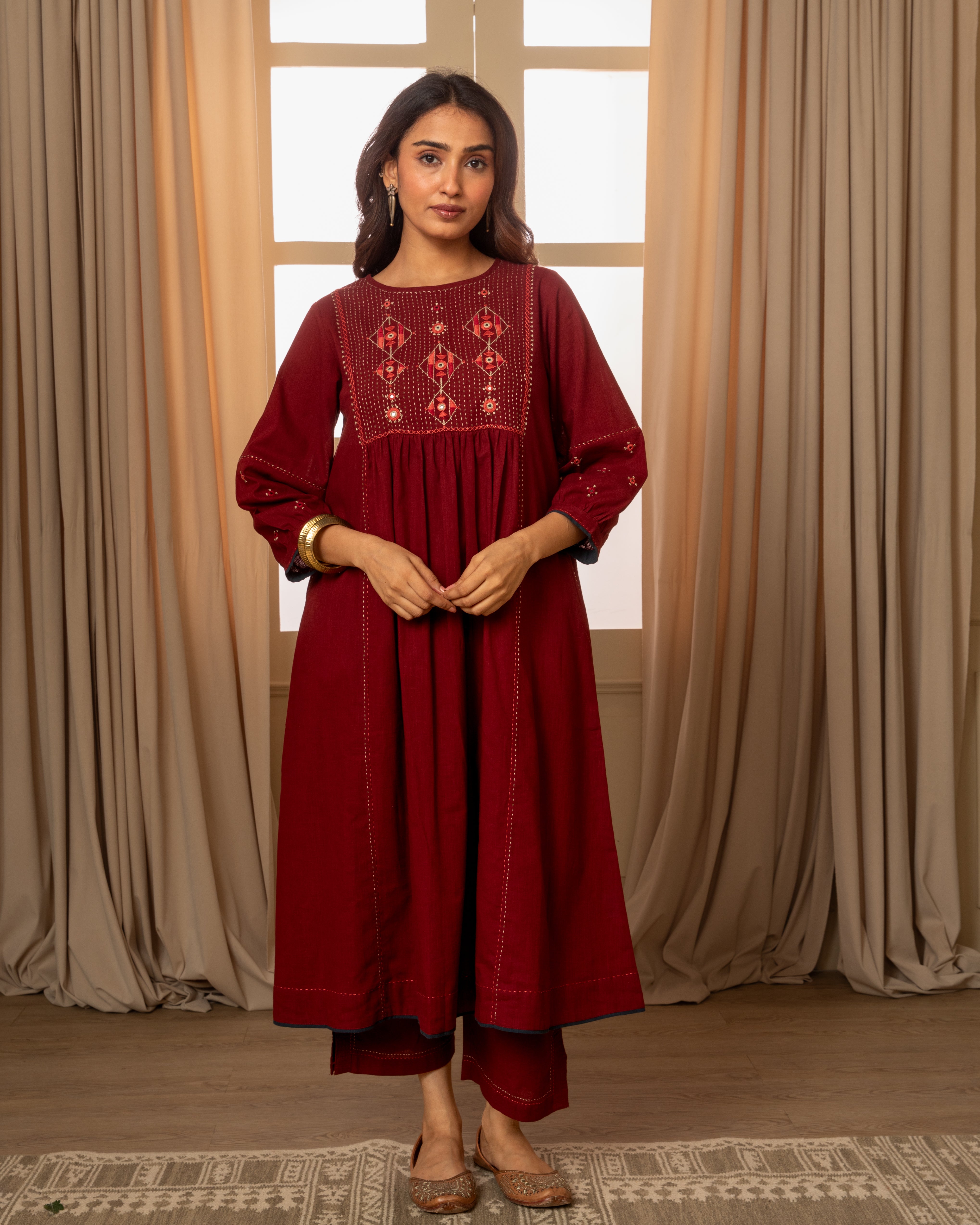 Paheli Maroon Front-Yoke Cotton Kurta With Pakka Hand Embroidery