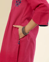 Ruhani Magenta Pintuck Cotton Kurta With Sindhi Hand Embroidery