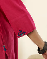 Ruhani Magenta Pintuck Cotton Kurta With Sindhi Hand Embroidery
