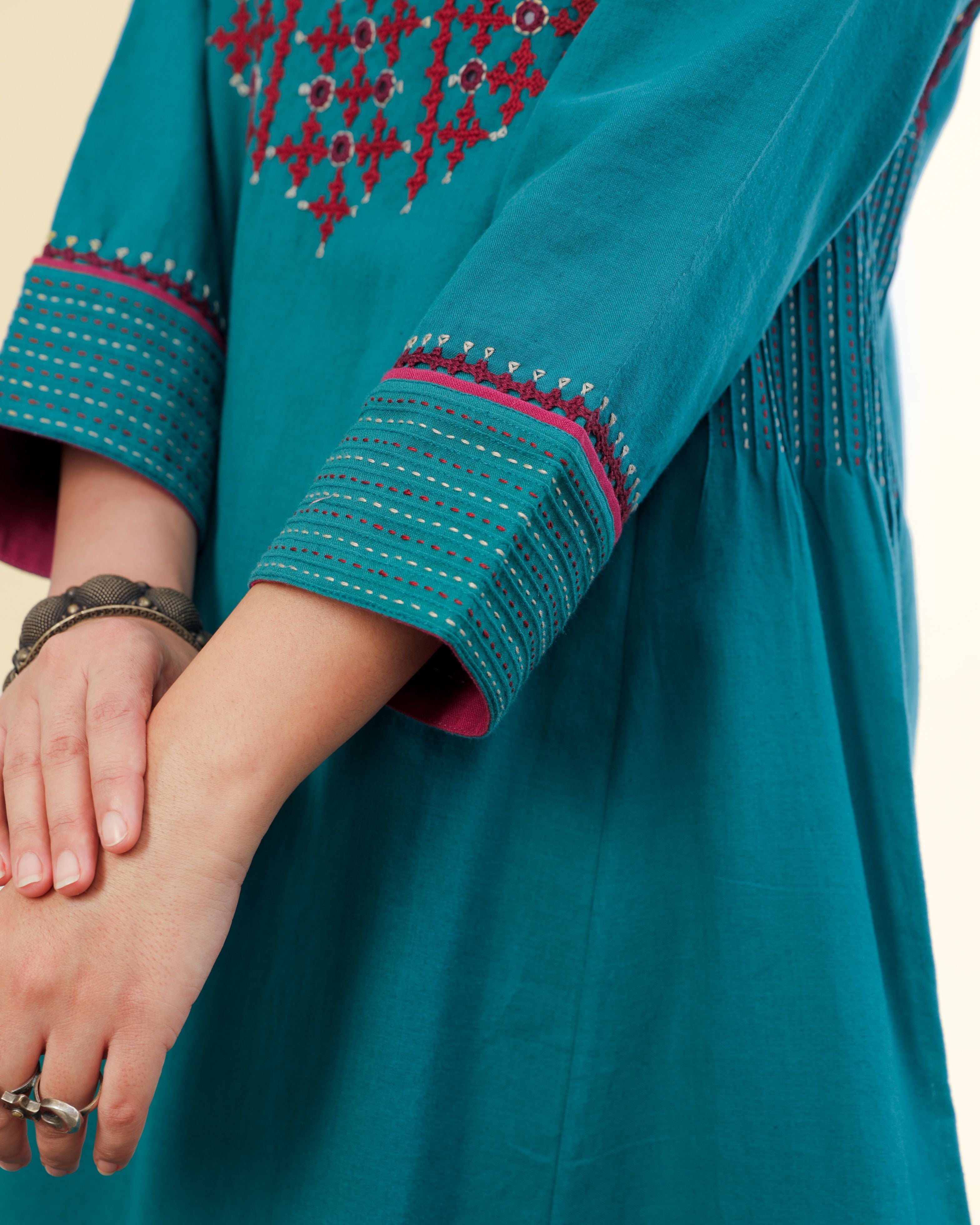 Ruhani Teal Pintuck Cotton Kurta With Sindhi Hand Embroidery