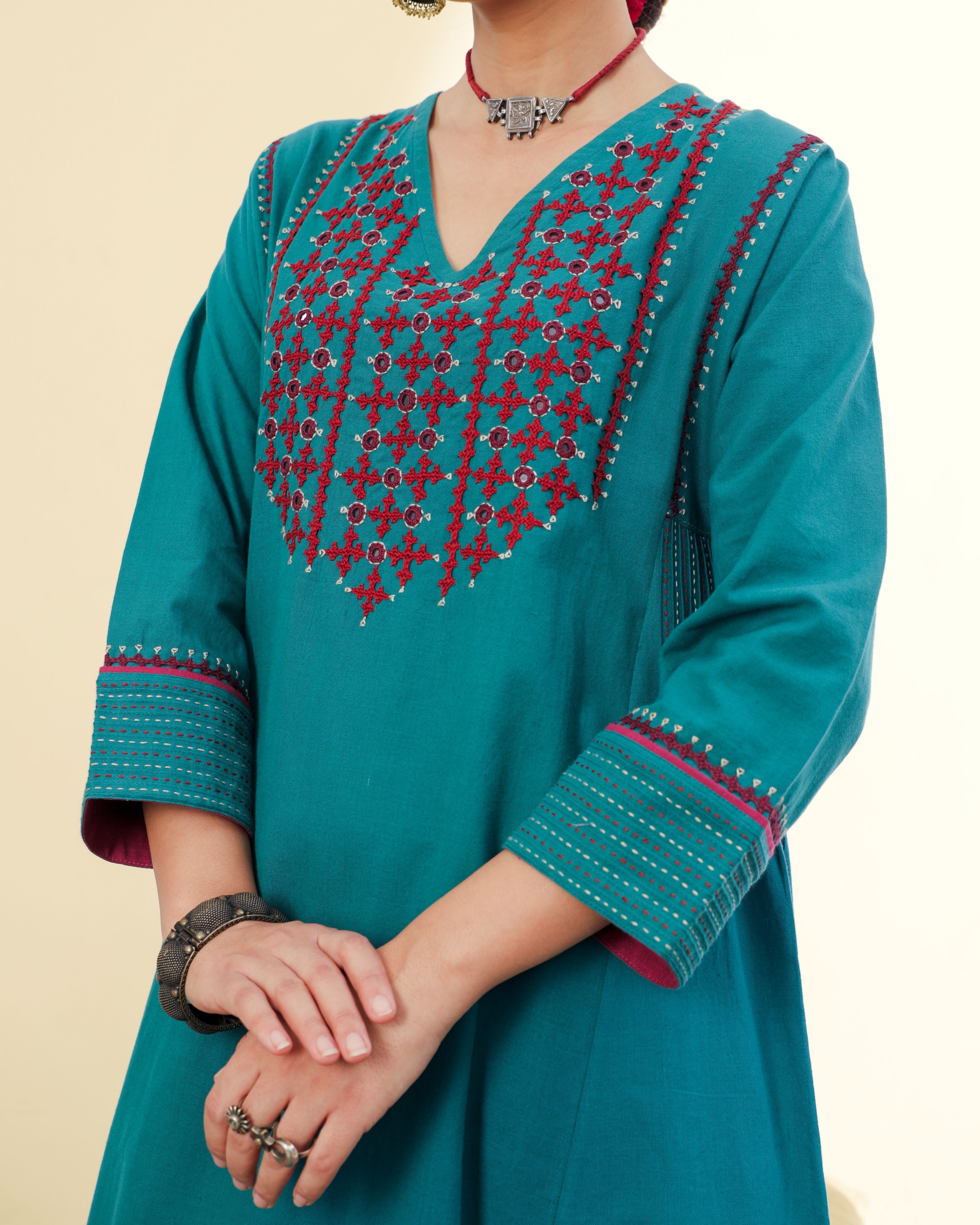 Ruhani Teal Pintuck Cotton Kurta With Sindhi Hand Embroidery