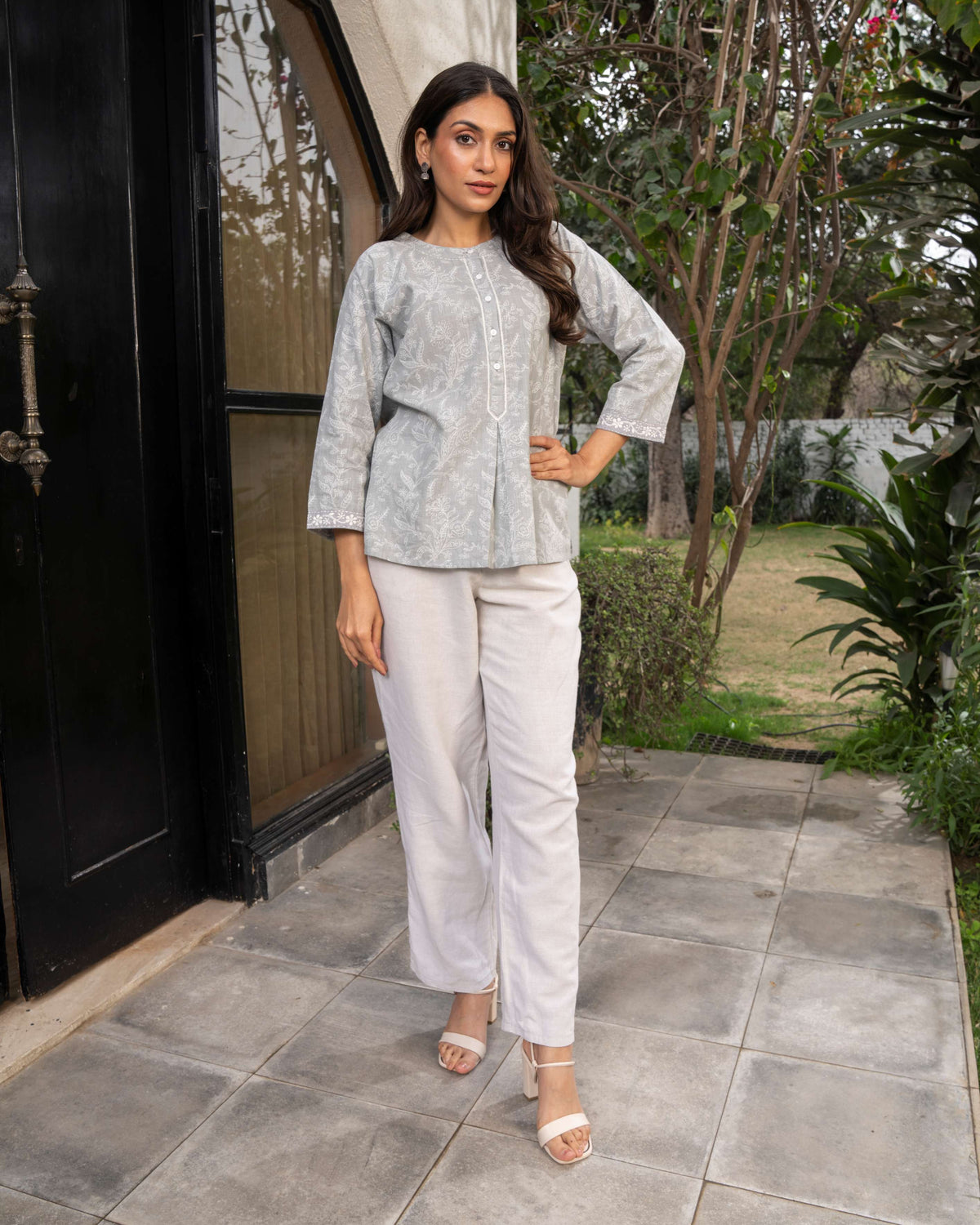 Suhani Grey Boxy Cotton Top With Chikankari Hand Embroidery