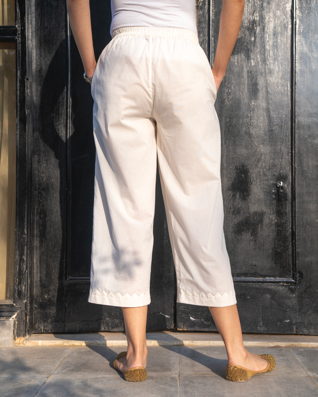 Suhani Cream Straight-Fit Cotton Pant With Applique Hand Embroidery