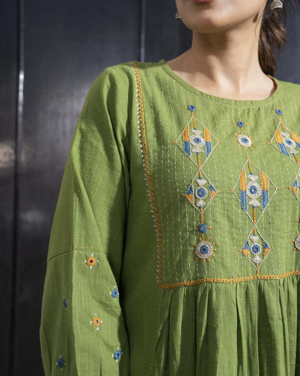 Paheli Green Front-Yoke Cotton Kurta With Pakka Hand Embroidery