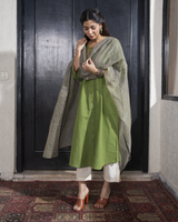 Paheli Green Straight-Fit Cotton Kurta With Pakka Hand Embroidery