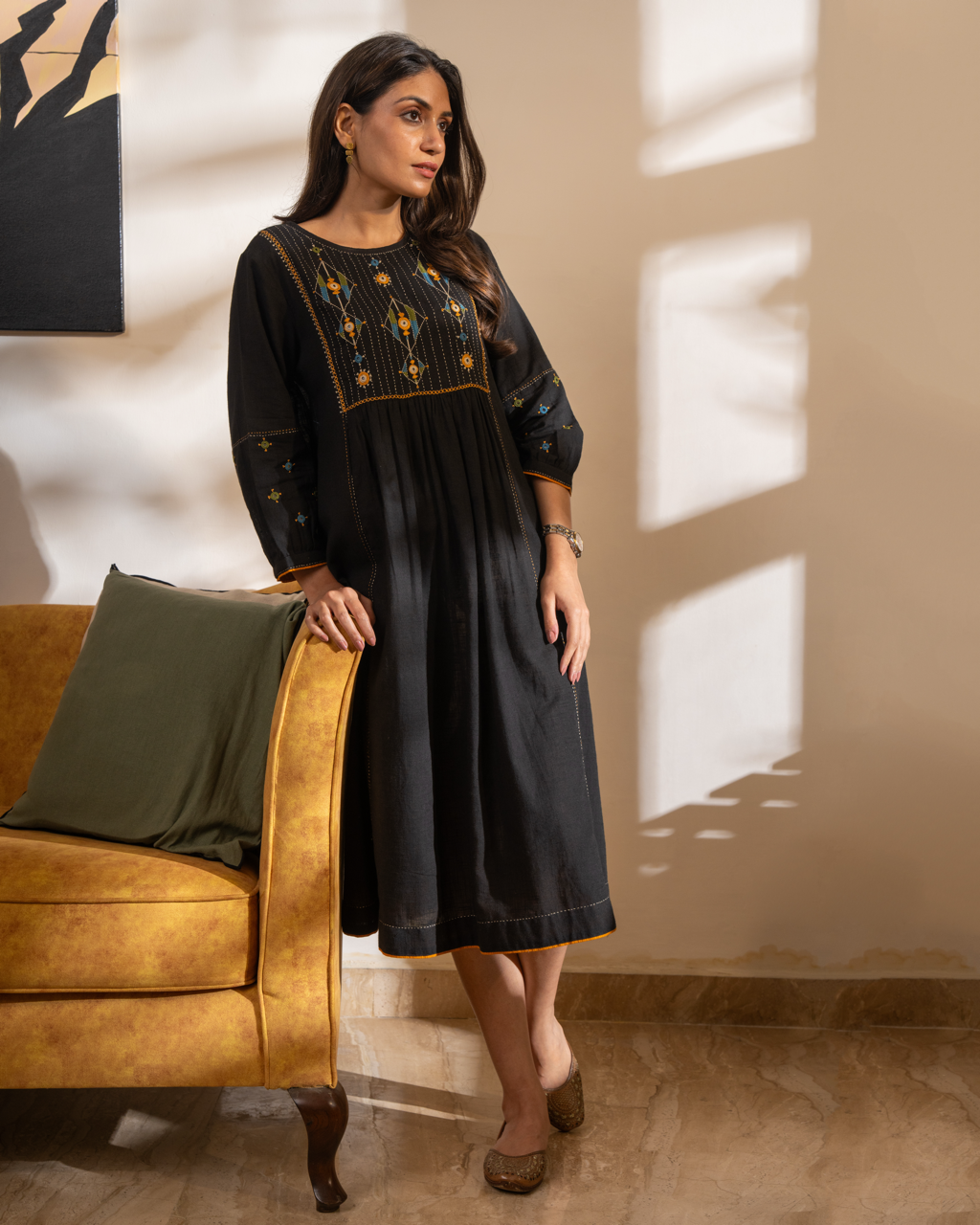 Paheli Black Front-Yoke Cotton Kurta With Pakka Hand Embroidery