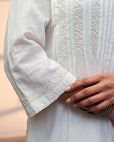 Ishanvi White Pintuck Cotton Kurta With Chikankari Hand Embroidery