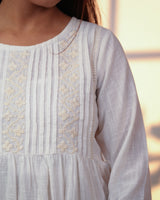 Ishanvi White Gathered Cotton Top With Chikankari Hand Embroidery