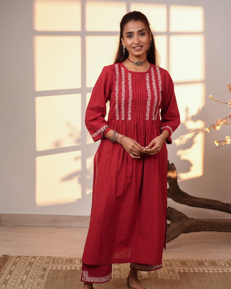 Ishanvi Red-White Pintuck Cotton Kurta With Chikankari Hand Embroidery