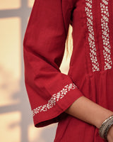 Ishanvi Red-White Pintuck Cotton Kurta With Chikankari Hand Embroidery