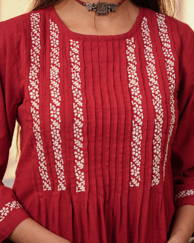 Ishanvi Red-White Pintuck Cotton Kurta With Chikankari Hand Embroidery