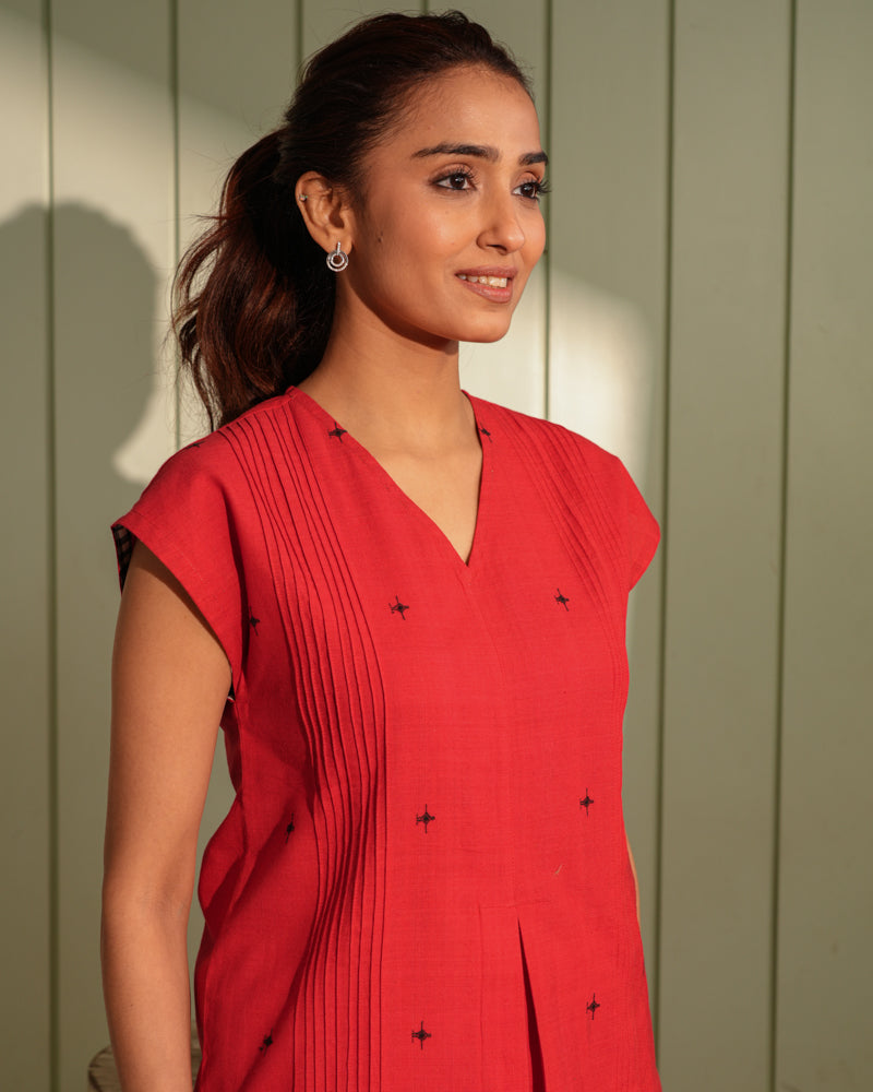 Dhwani Red Sleeveless Handwoven Cotton Top