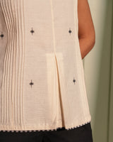 Dhwani White Regular-Fit Handwoven Cotton Top