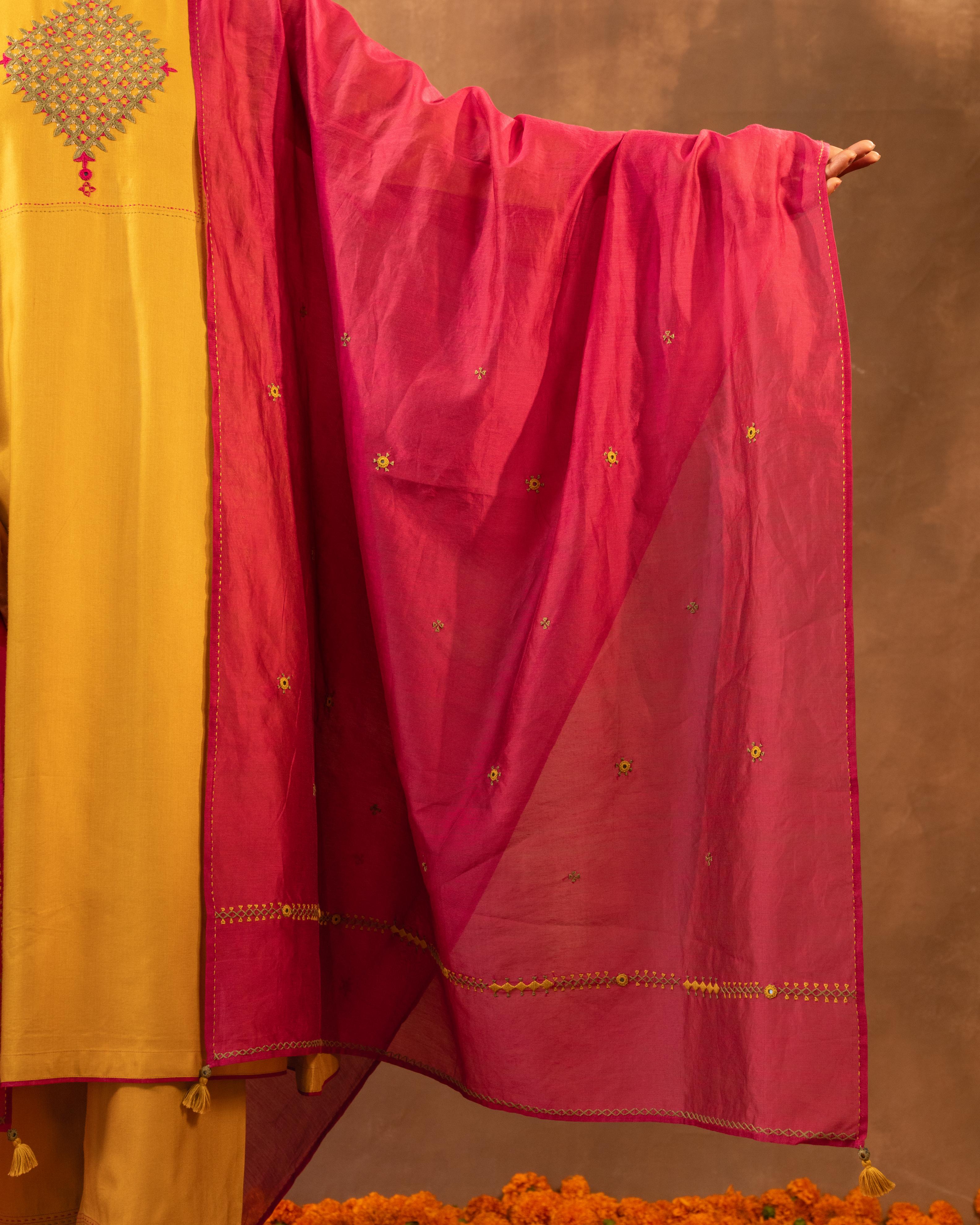 Ruhani Pink Chanderi Dupatta With Soof Hand Embroidery