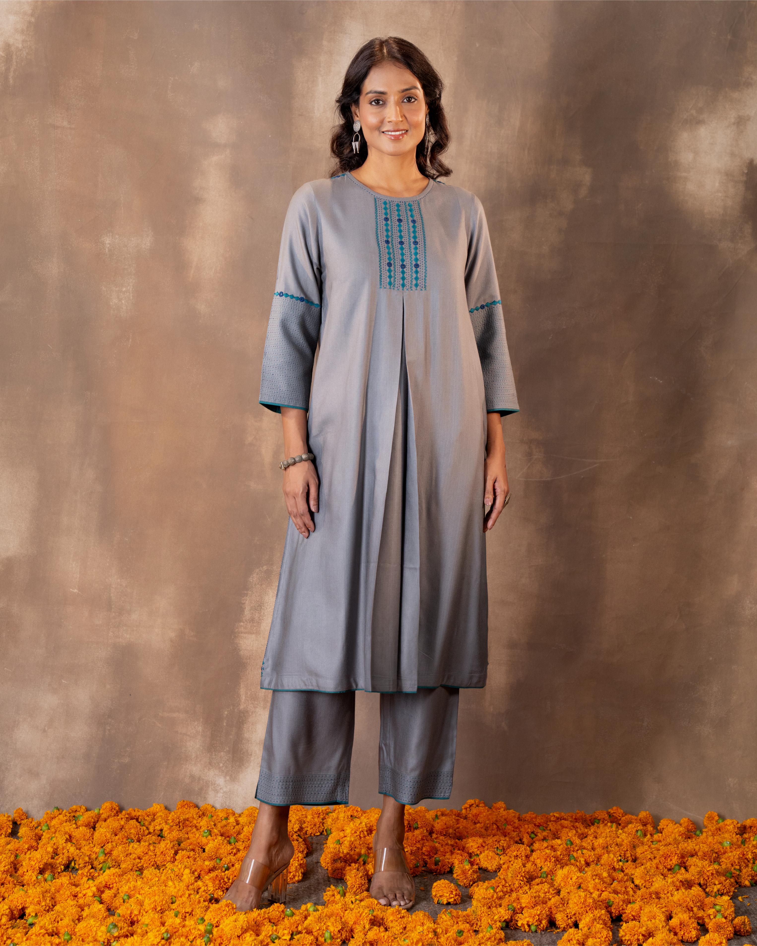 Ruhani Grey A-line Cotton Silk Kurta With Soof Hand Embroidery