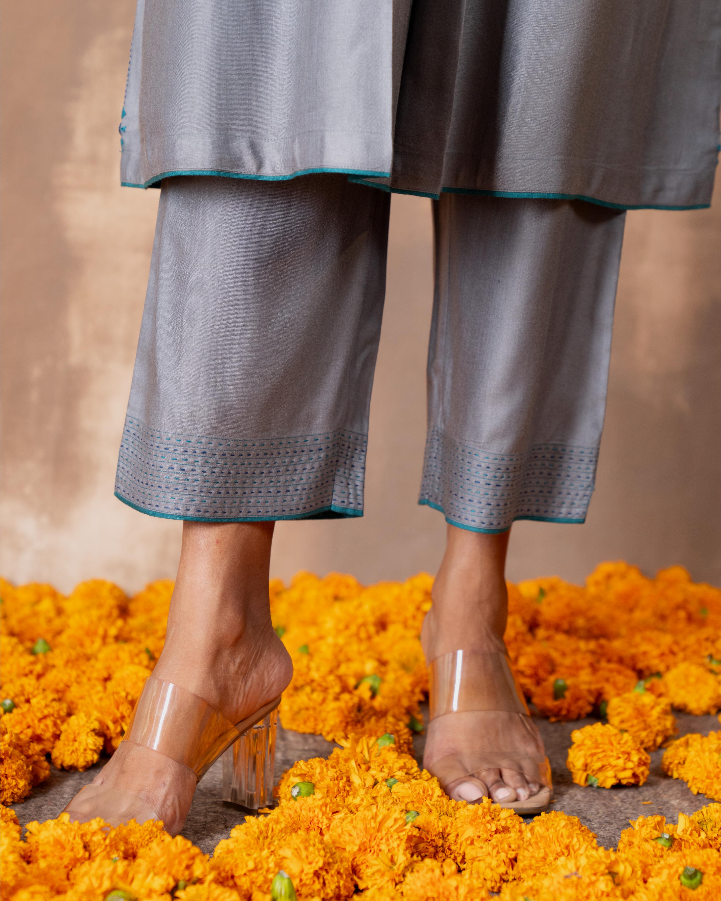 Ruhani Grey A-line Cotton Silk Kurta With Soof Hand Embroidery