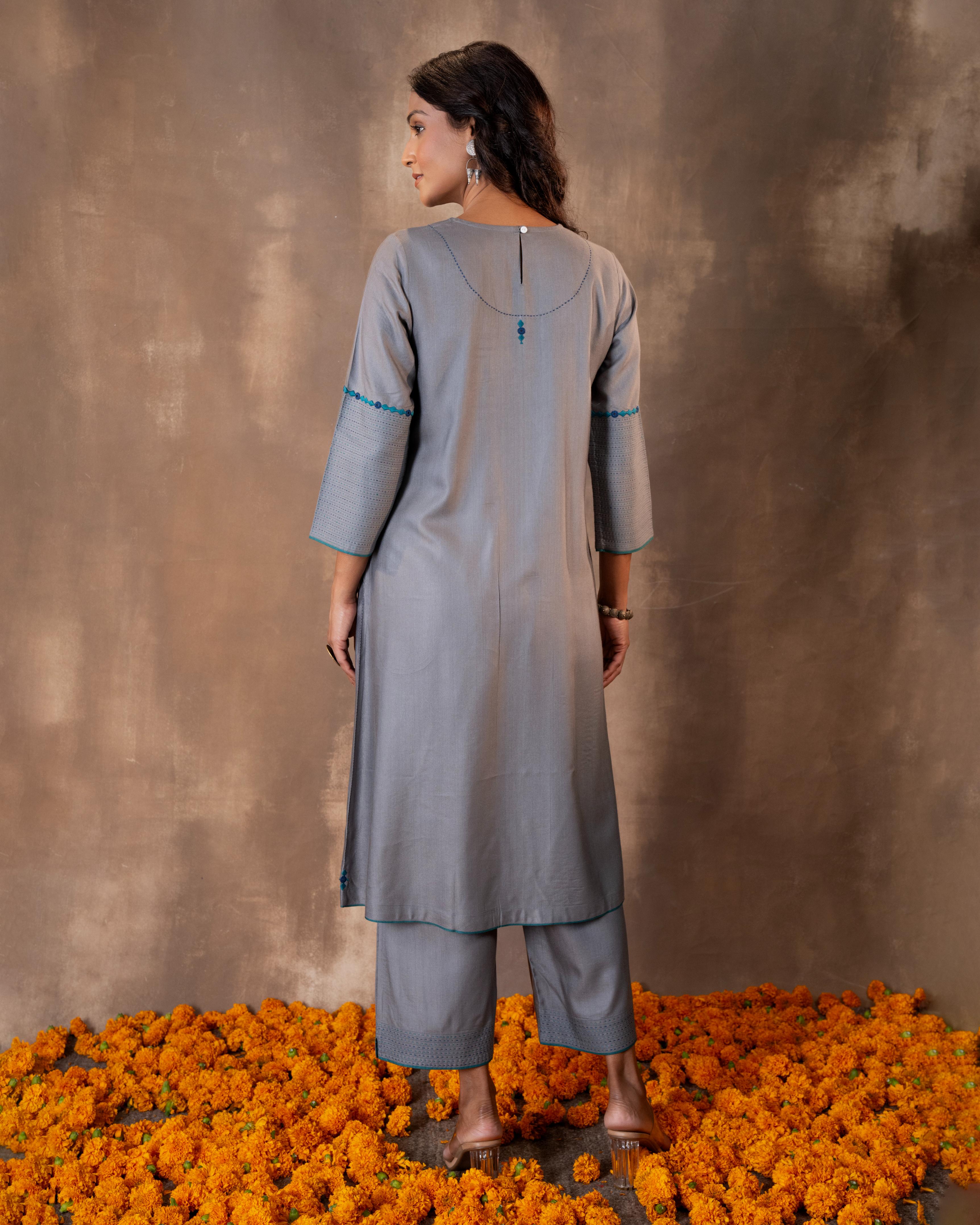 Ruhani Grey A-line Cotton Silk Kurta With Soof Hand Embroidery