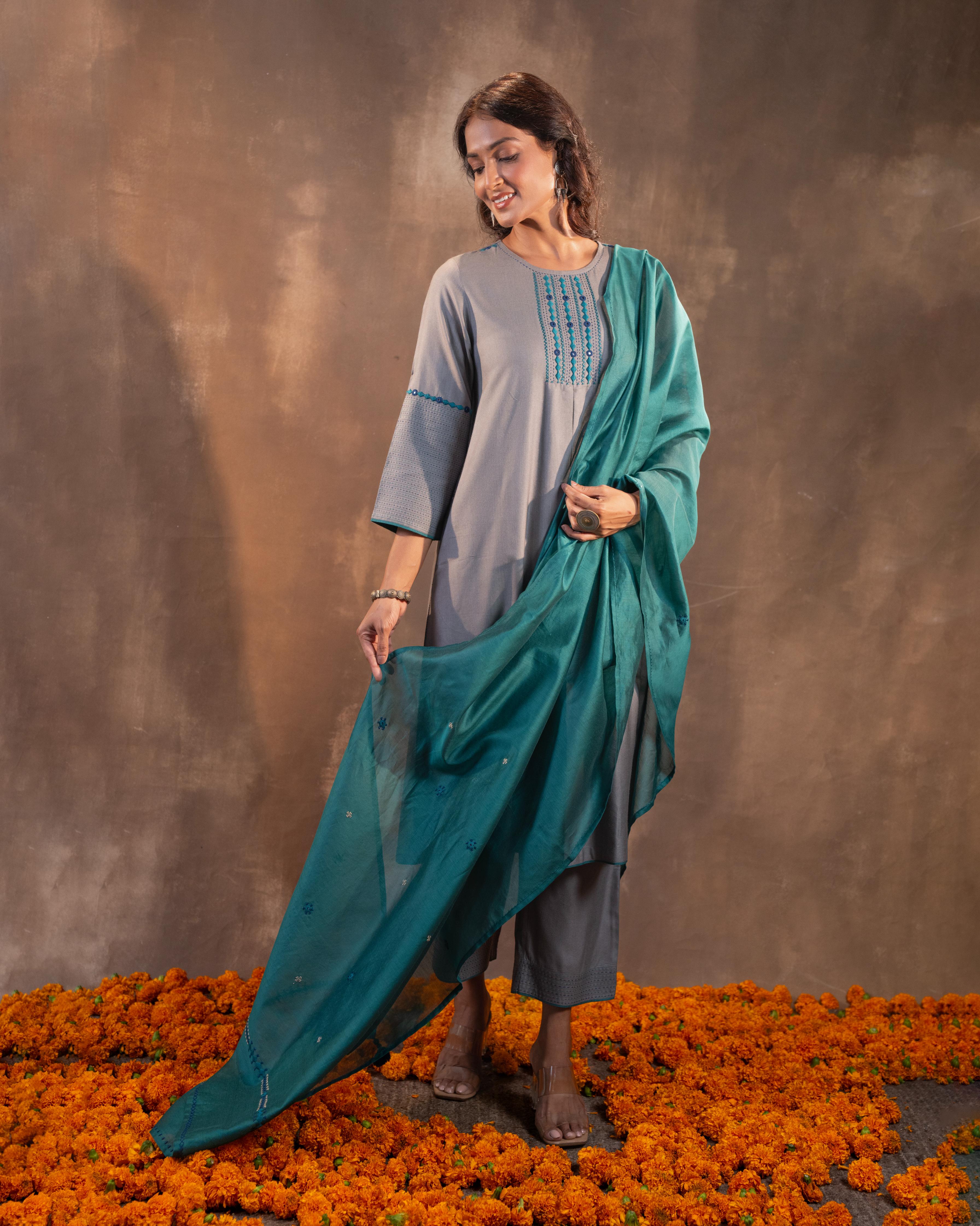 Ruhani Grey A-line Cotton Silk Kurta With Soof Hand Embroidery