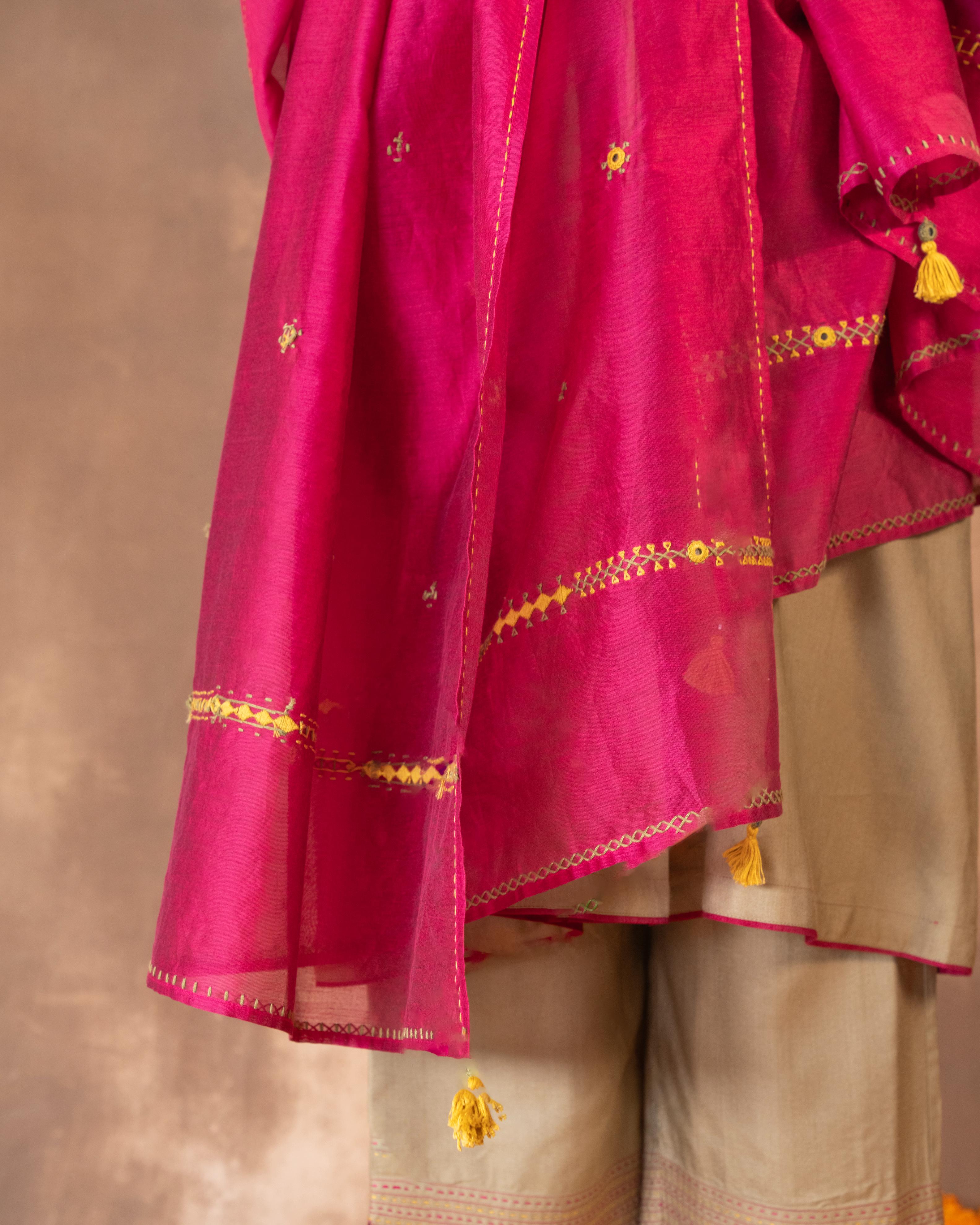 Ruhani Pink Chanderi Dupatta With Soof Hand Embroidery