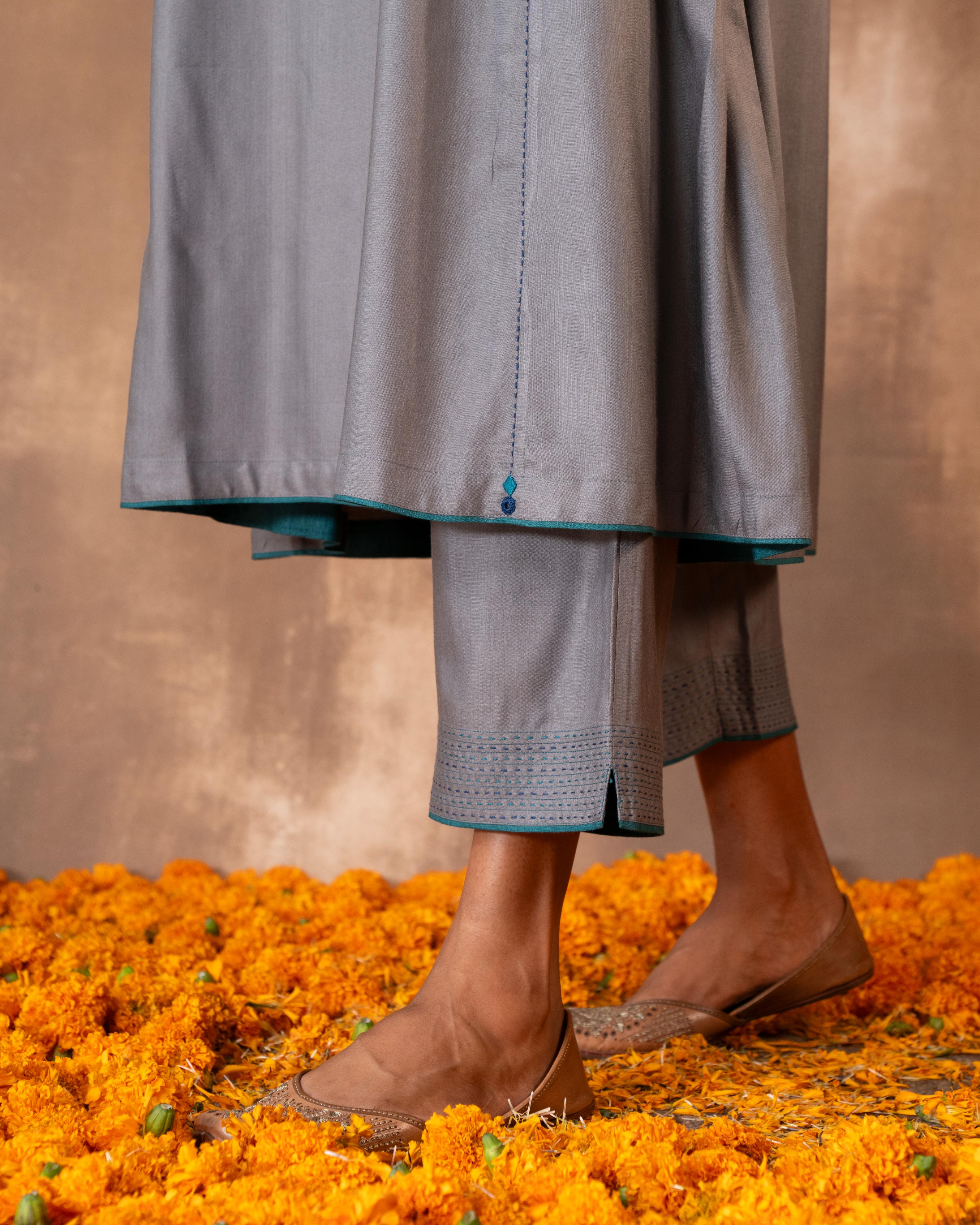 Ruhani Grey Flared Cotton Silk Kurta With Soof Hand Embroidery
