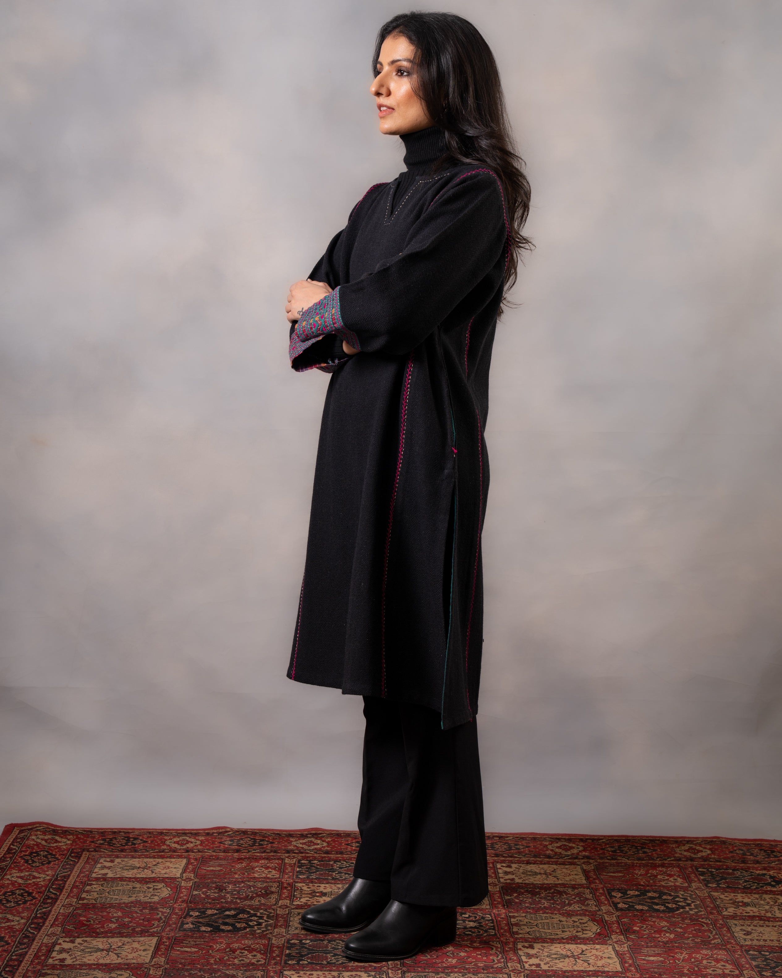 Gurez Midnight Handwoven Woolen Phiran with Hand Applique