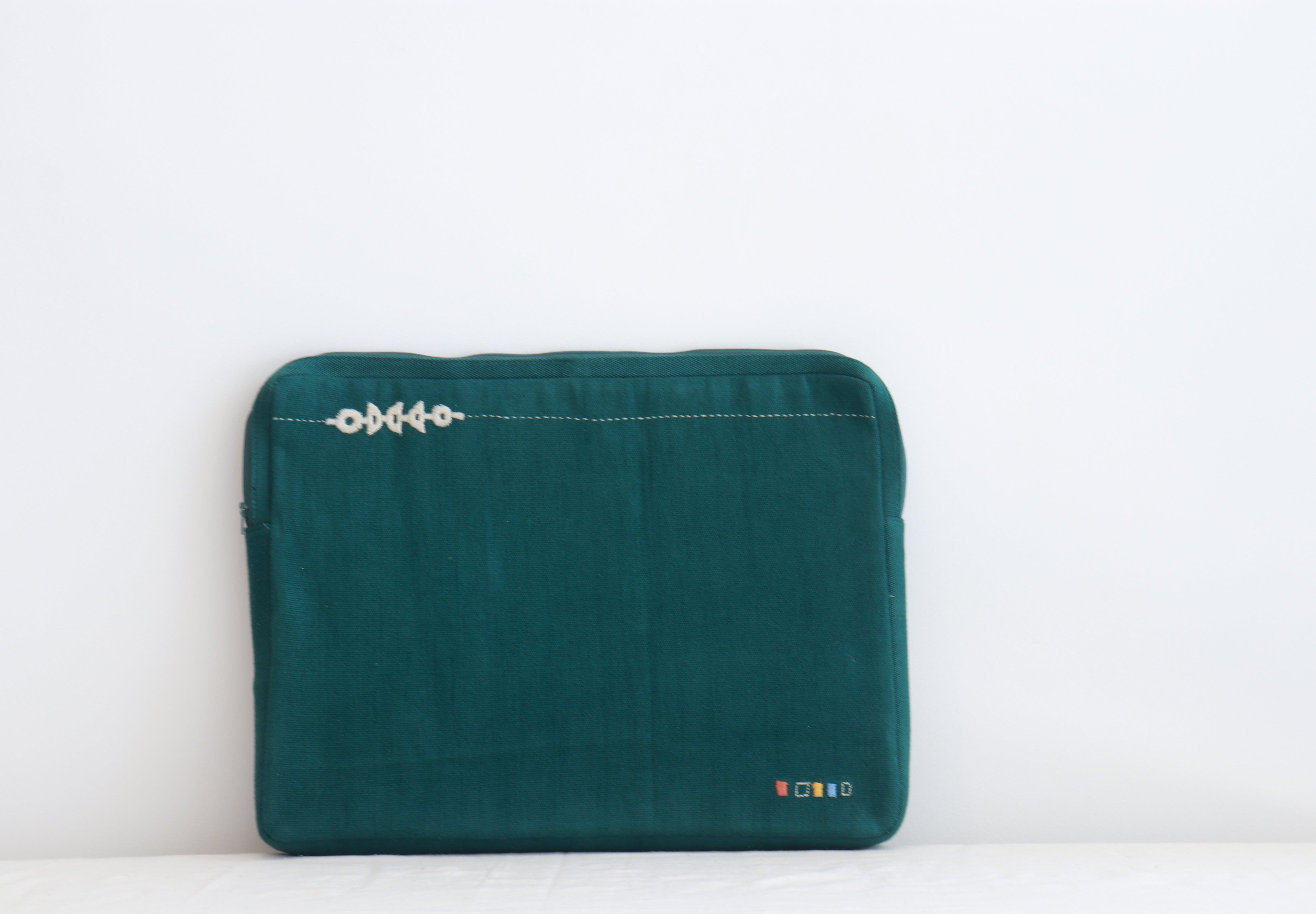 Nivara Laptop Sleeve - Dark Green