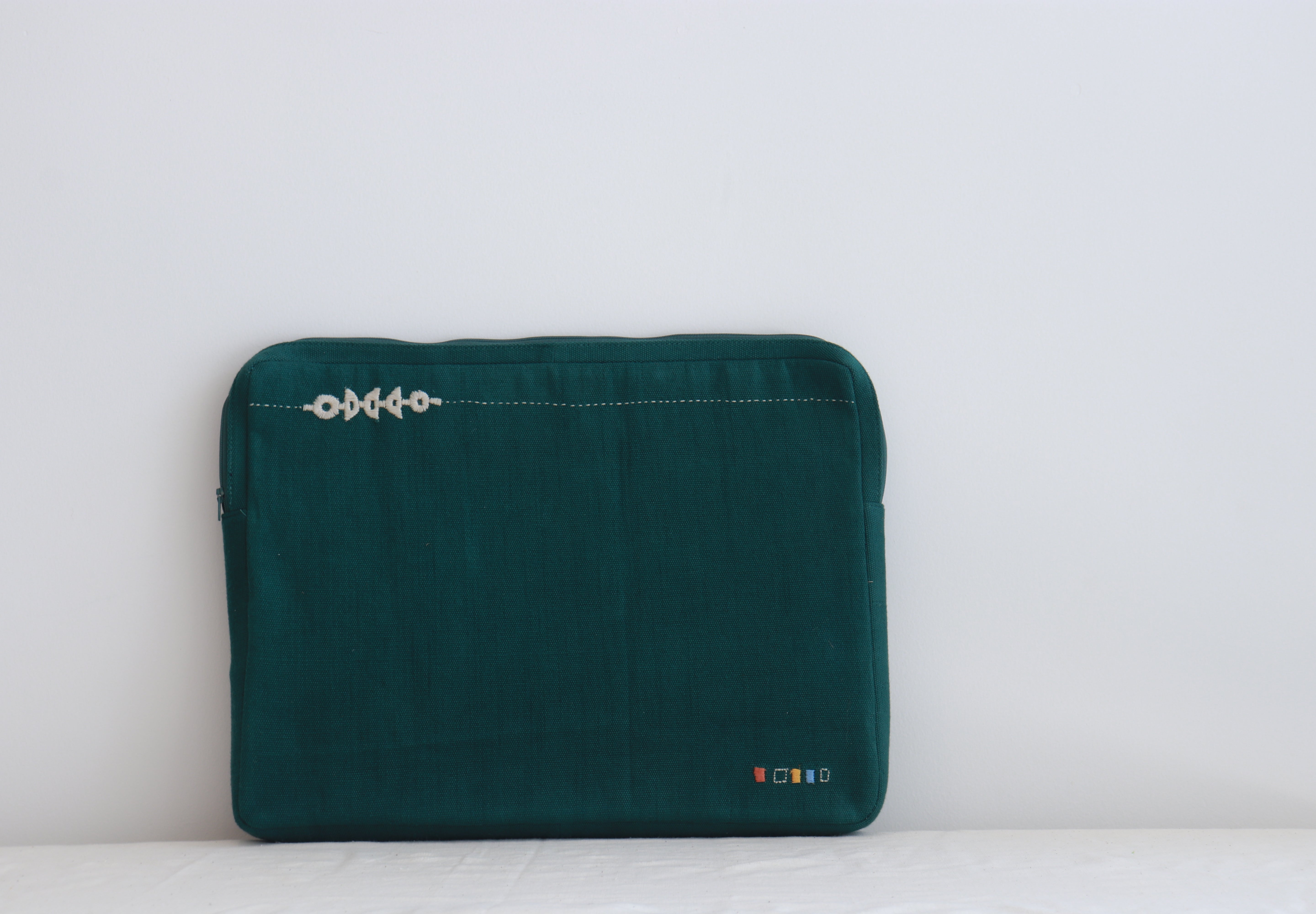 Nivara Laptop Sleeve - Dark Green