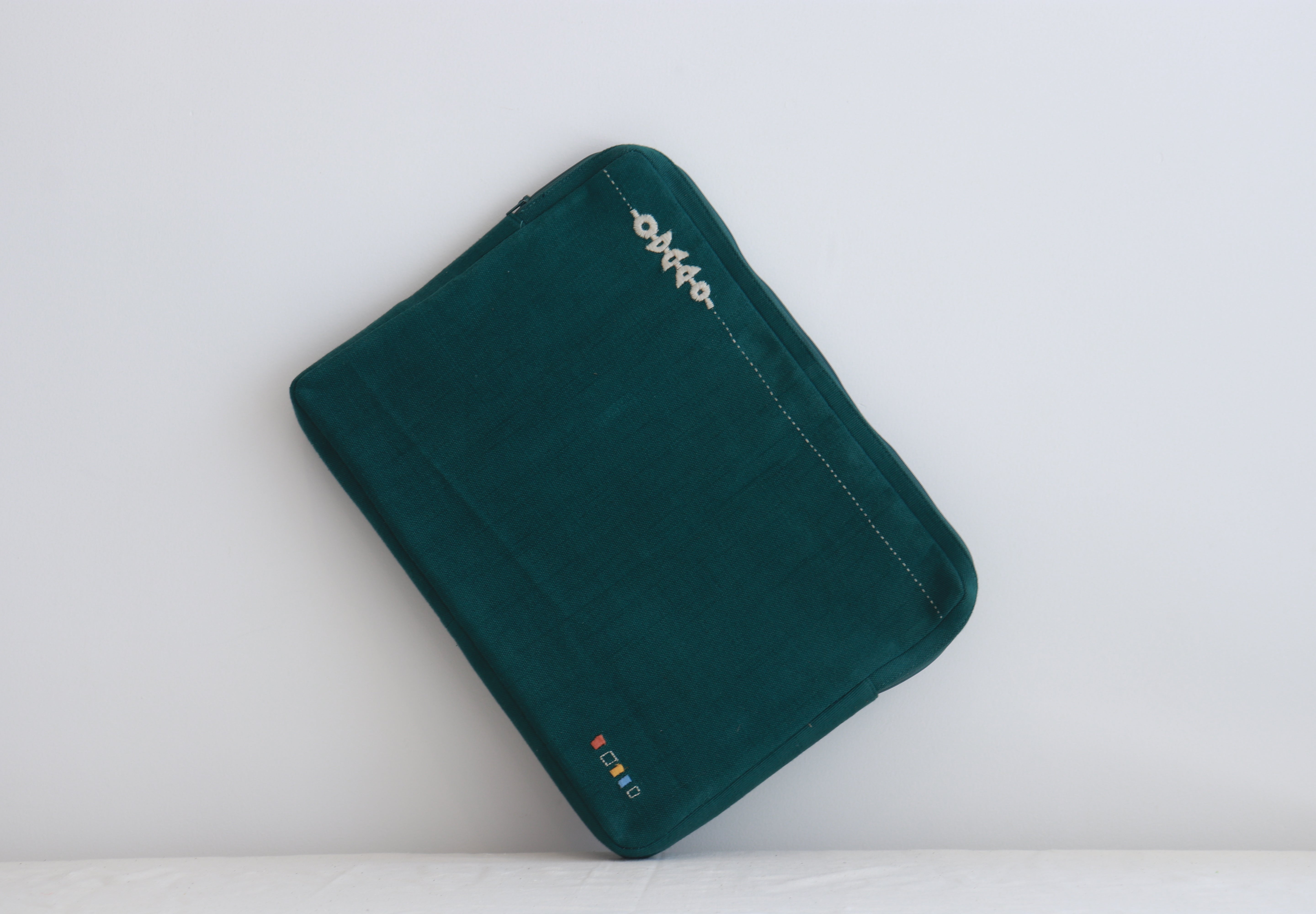 Nivara Laptop Sleeve - Dark Green