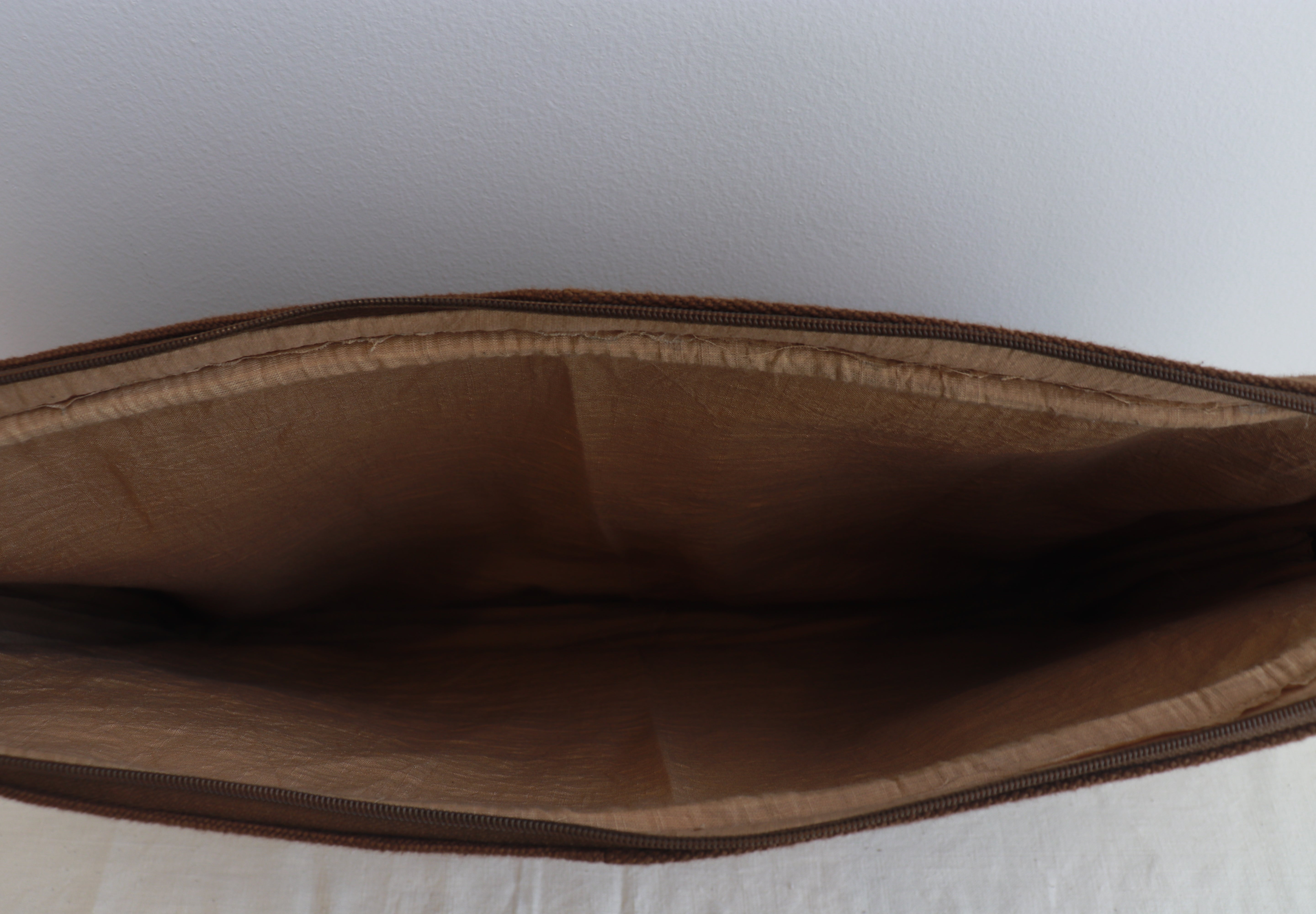 Nivara Laptop Sleeve - Brown