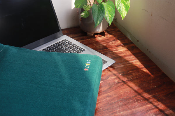 Nivara Laptop Sleeve - Dark Green