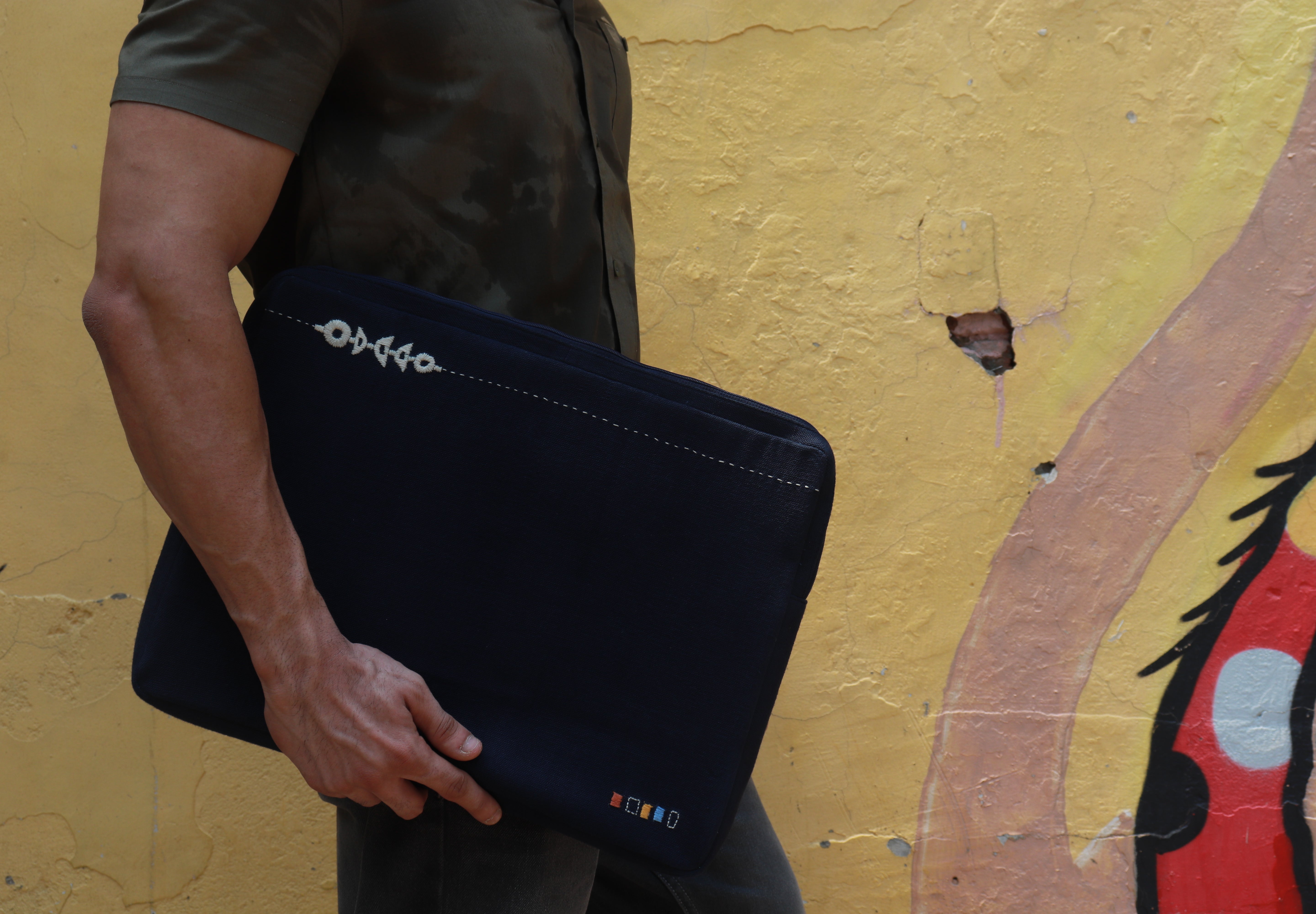 Nivara Laptop Sleeve - Blue