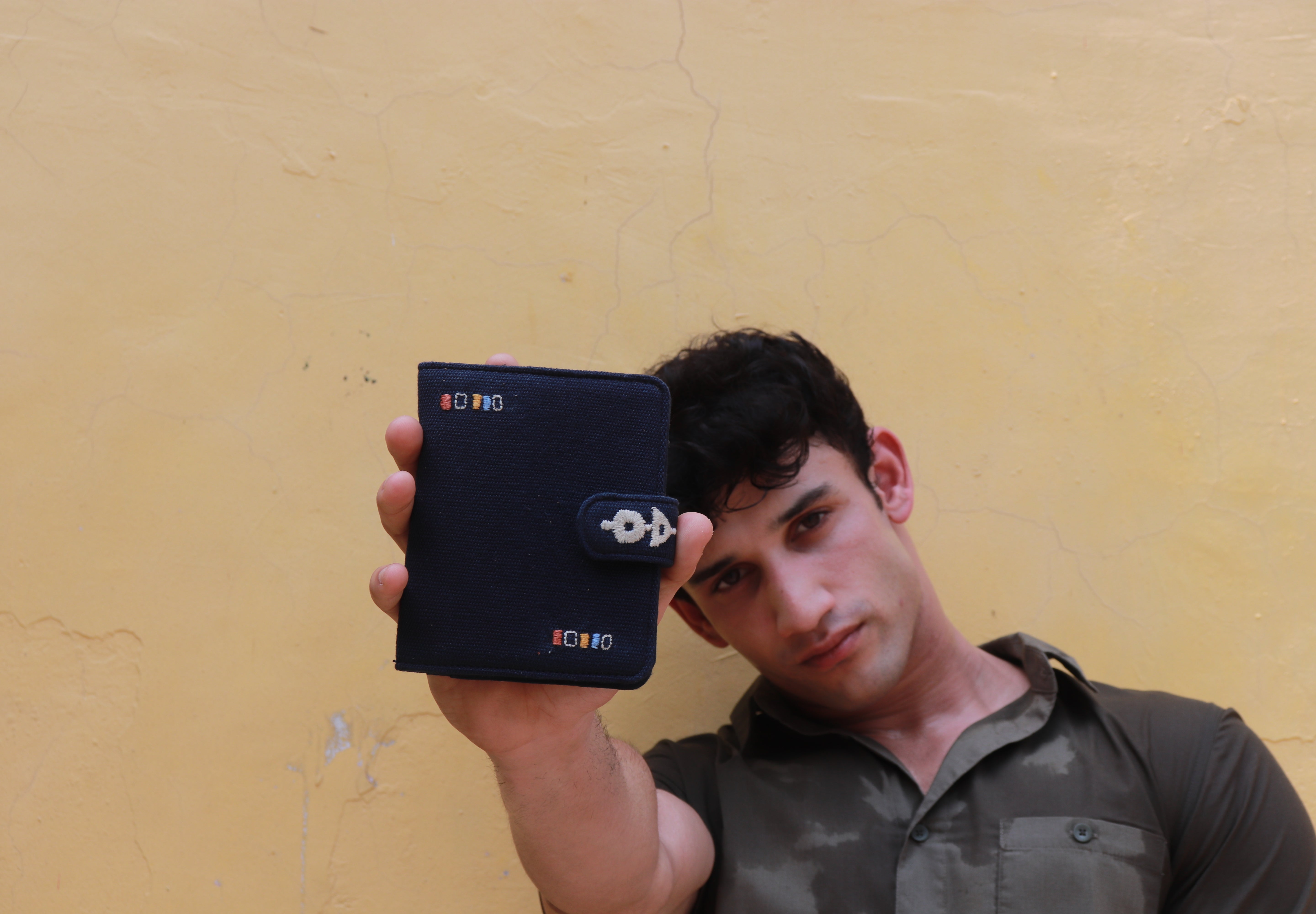 Nivara Passport Holder - Blue
