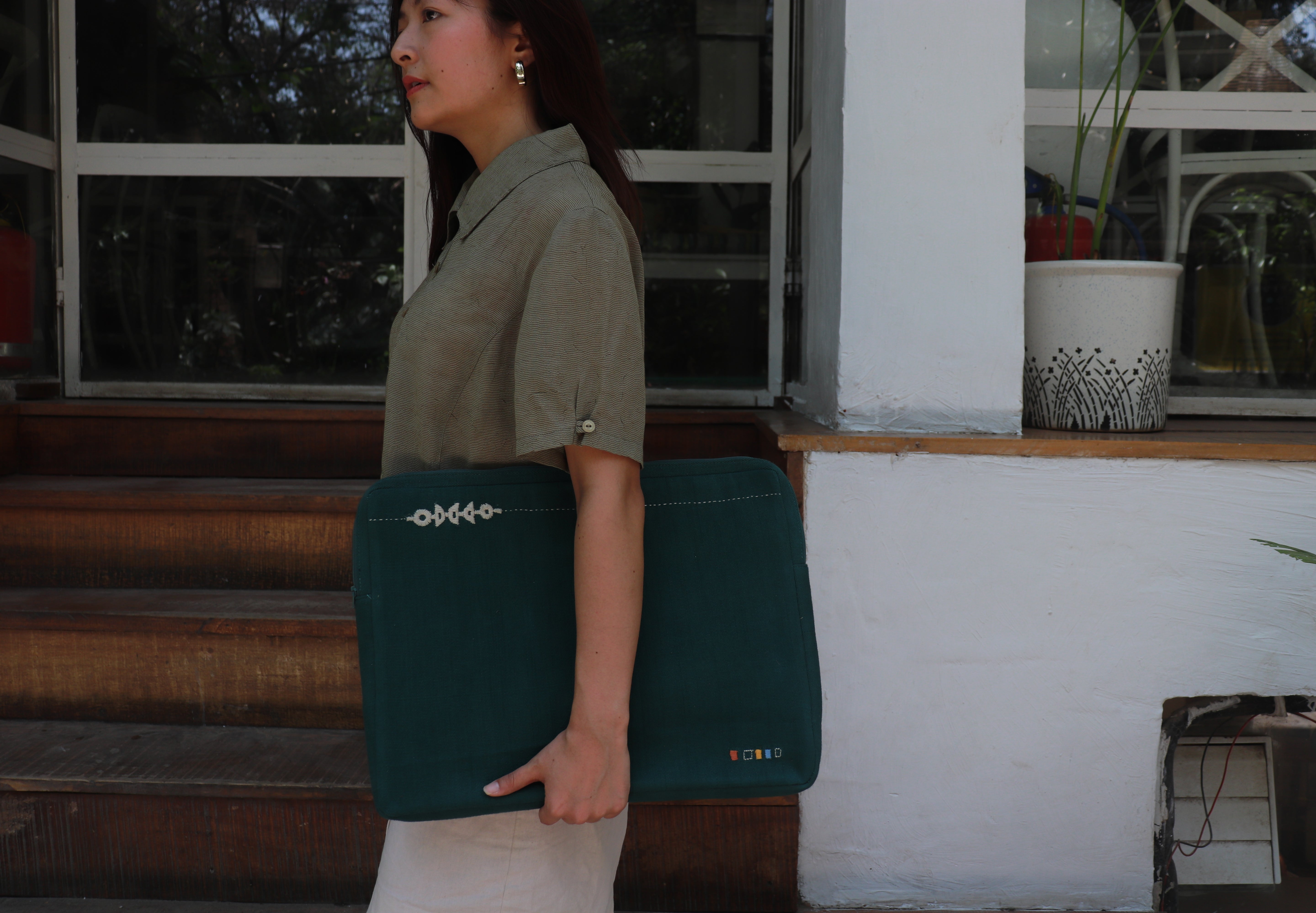 Nivara Laptop Sleeve - Dark Green