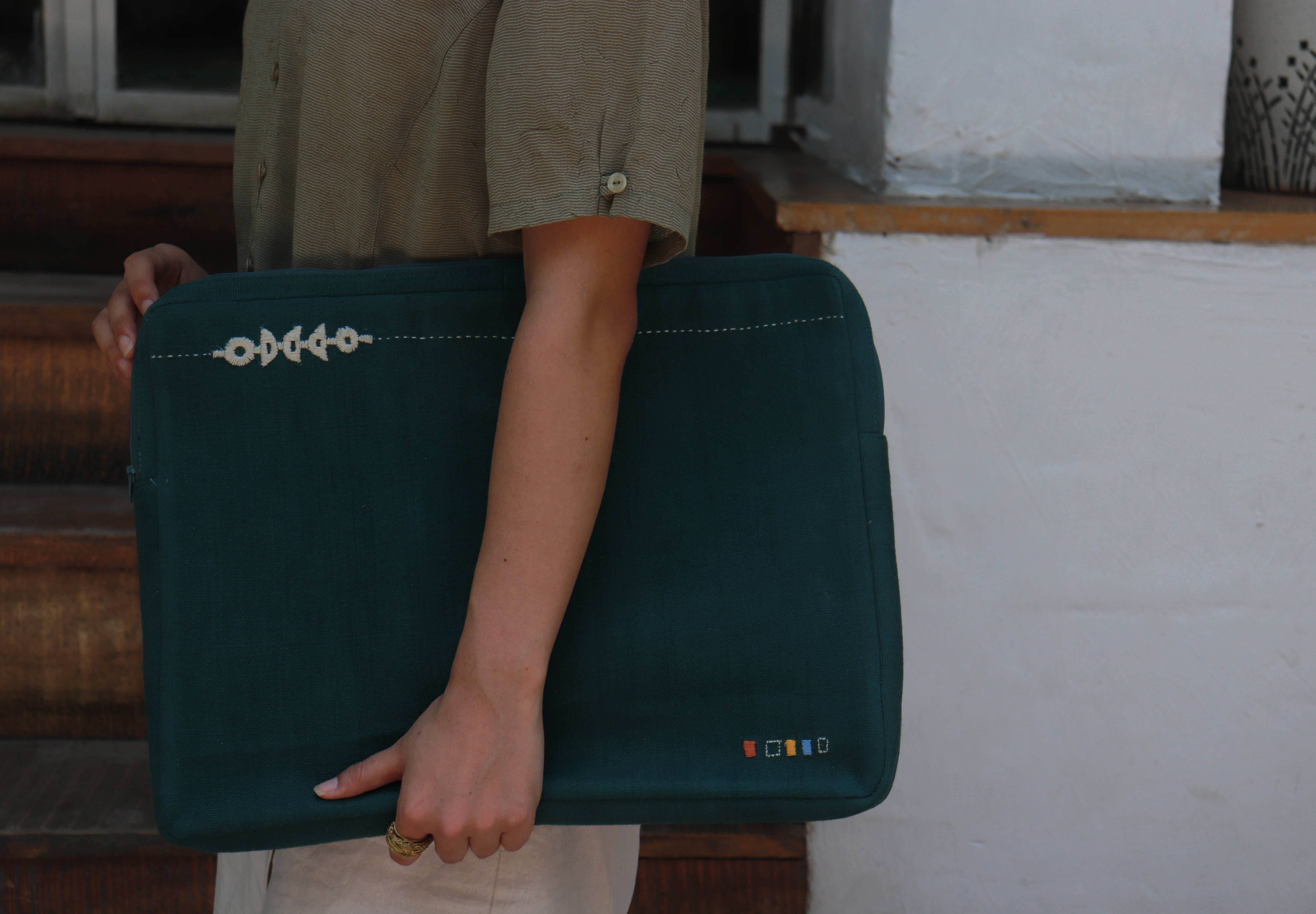 Nivara Laptop Sleeve - Dark Green