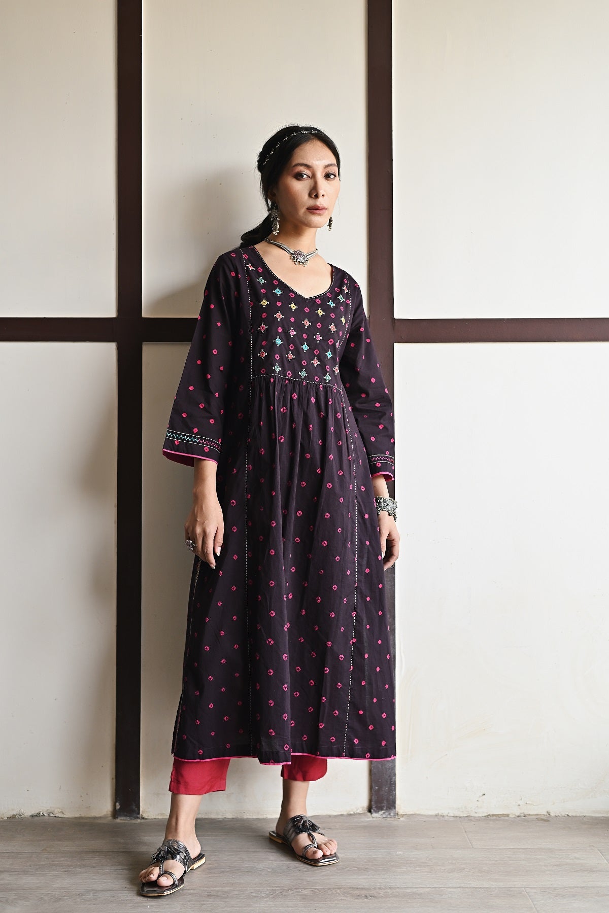 Kaanch Round Neck Bandhej And Embroidered Black Kurta