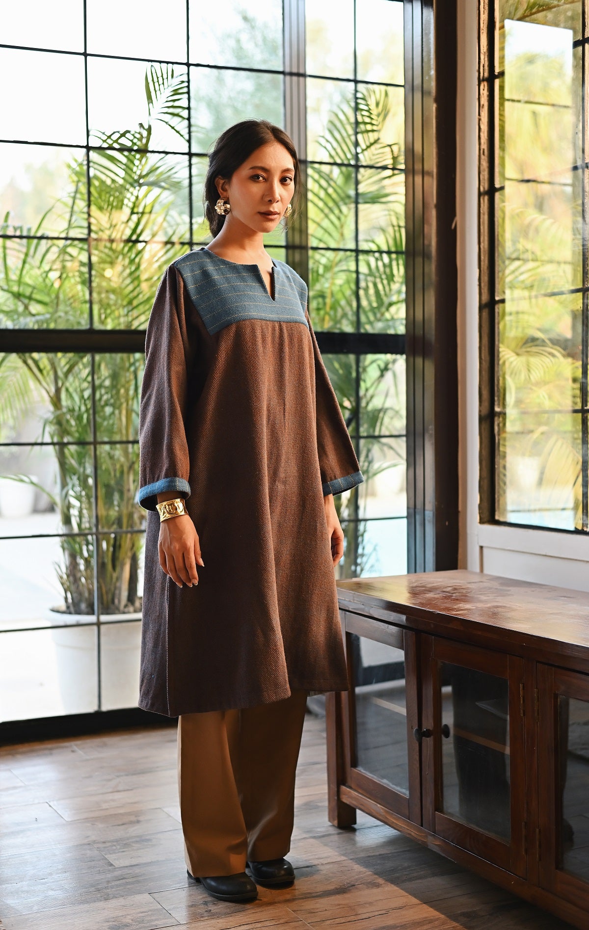 Wular Handwoven Woolen Brown Full Sleeve Pheran